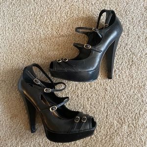 Bakers Shoes “Deanne” - Size 7, gently worn Mary Jane style heels
